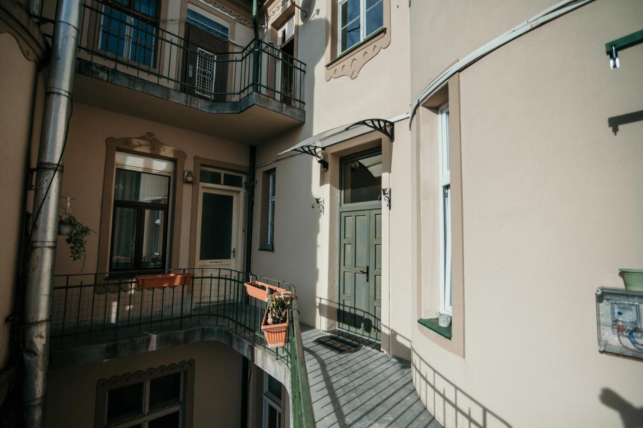 Bella Palace Oradea Εξωτερικό φωτογραφία