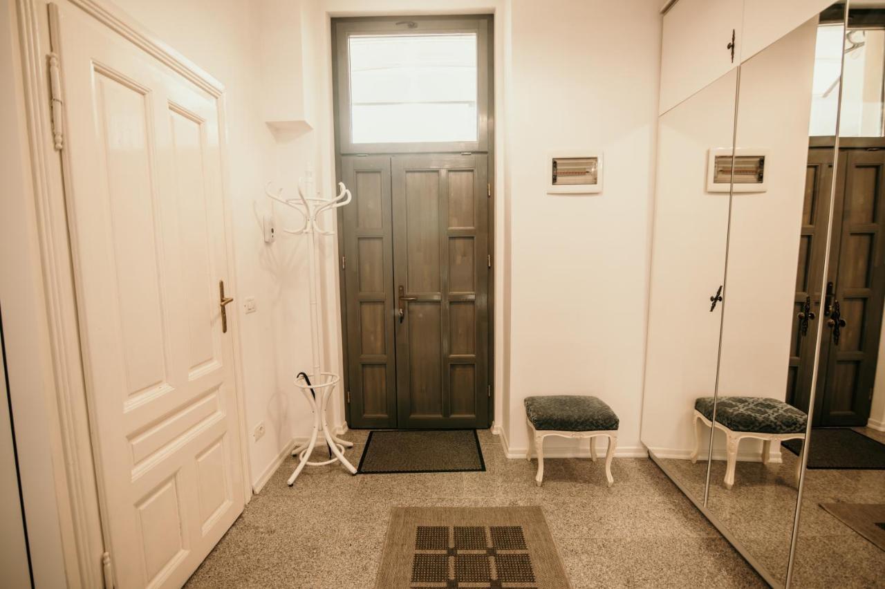 Bella Palace Oradea Εξωτερικό φωτογραφία